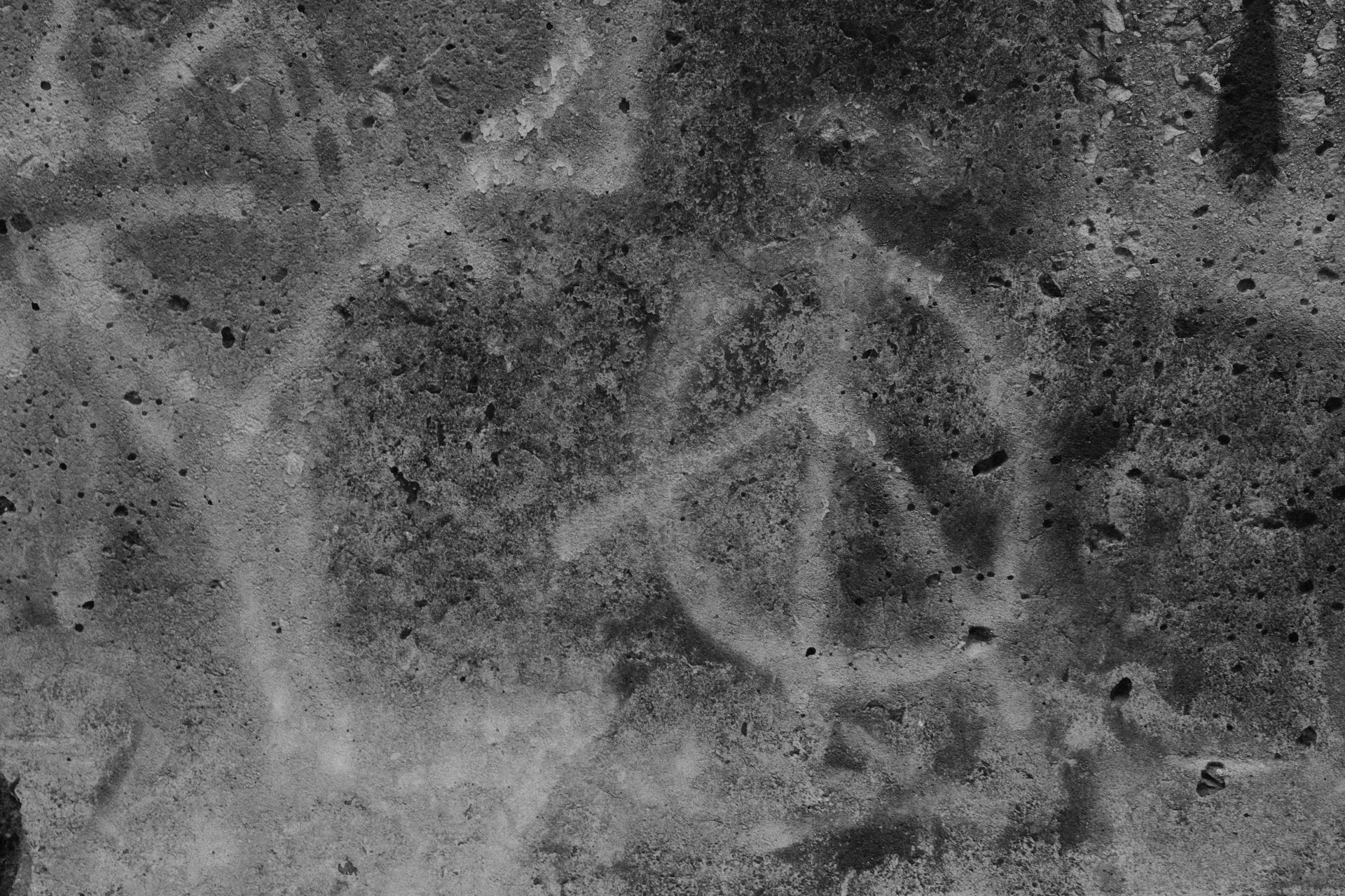 부적과 보호의 상징으로 해석되는 꿈 관련 이미지