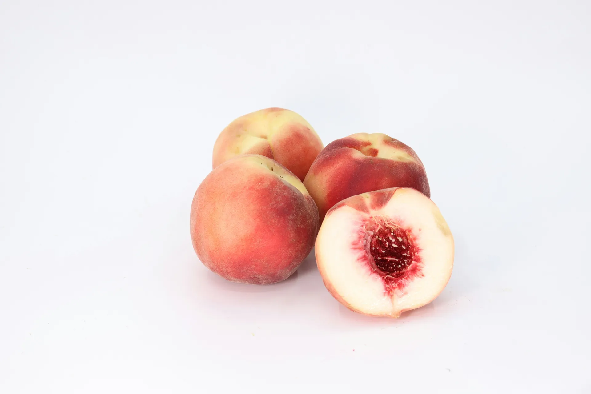 복숭아의 꿈 해몽 관련 상징과 의미