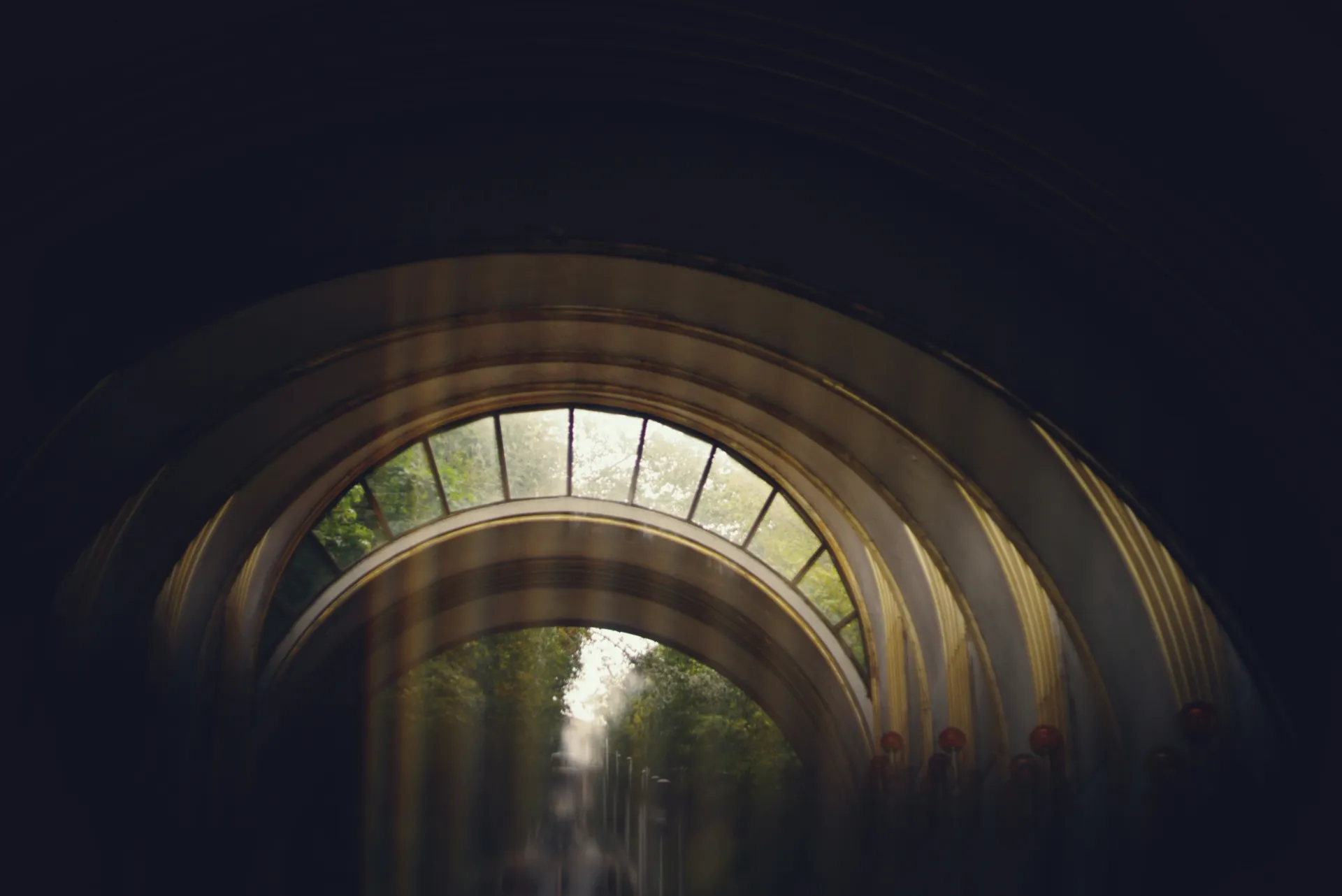 숨겨진 진실을 마주하는 꿈 해몽 관련 이미지