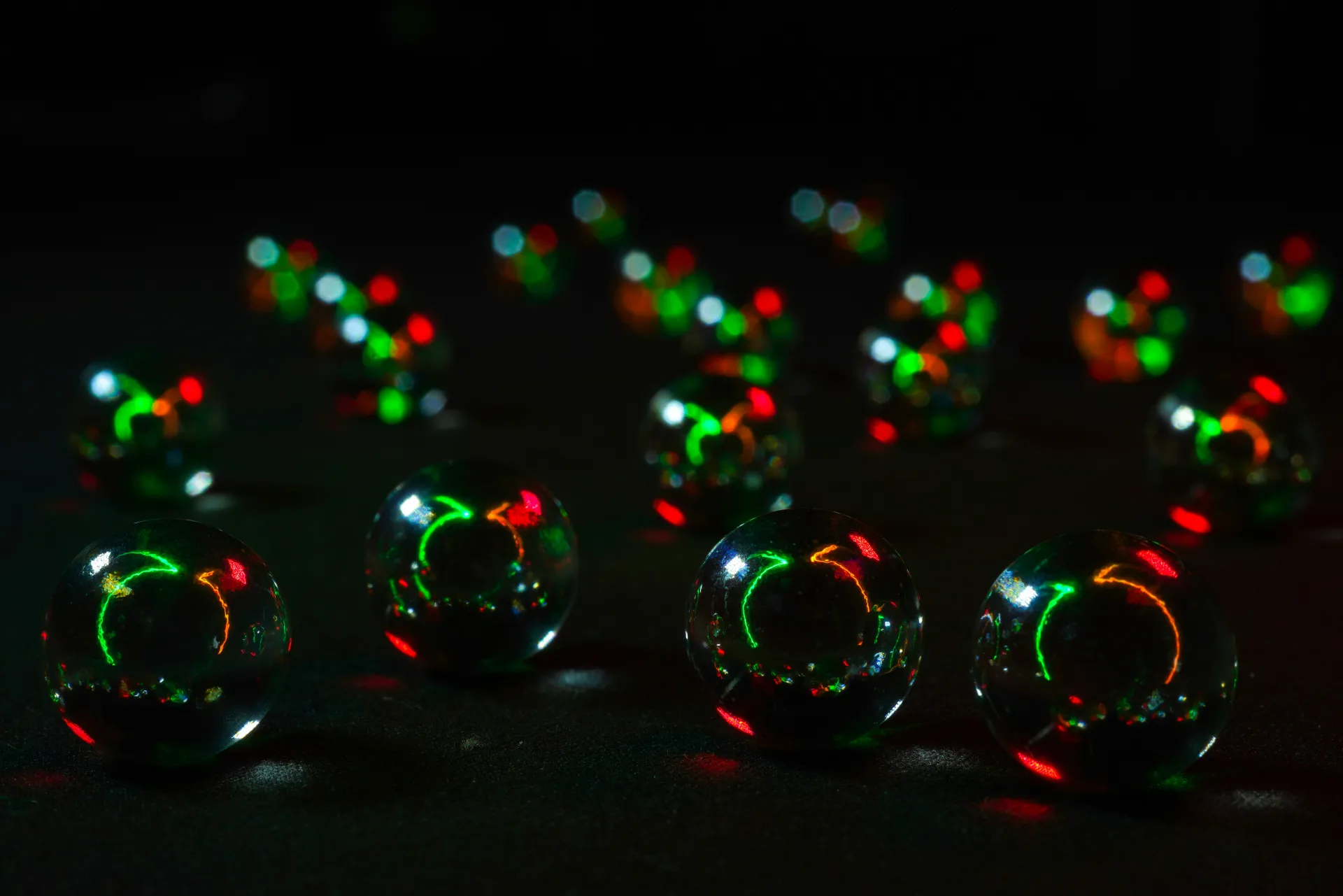 염주가 빛나는 꿈 해몽의 상징적 의미