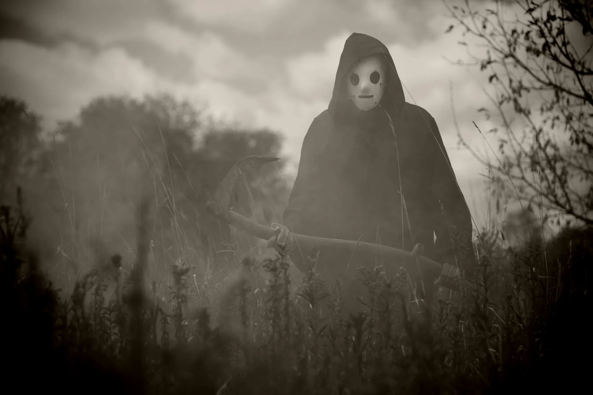 저승사자 꿈 해몽에서의 불안과 생존 의지 상징